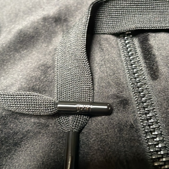 DKNY Size Large Black Velvet Hoodie*FULLLuxurious Zipper * Hood ties DKNY LOGO - Picture 4 of 4